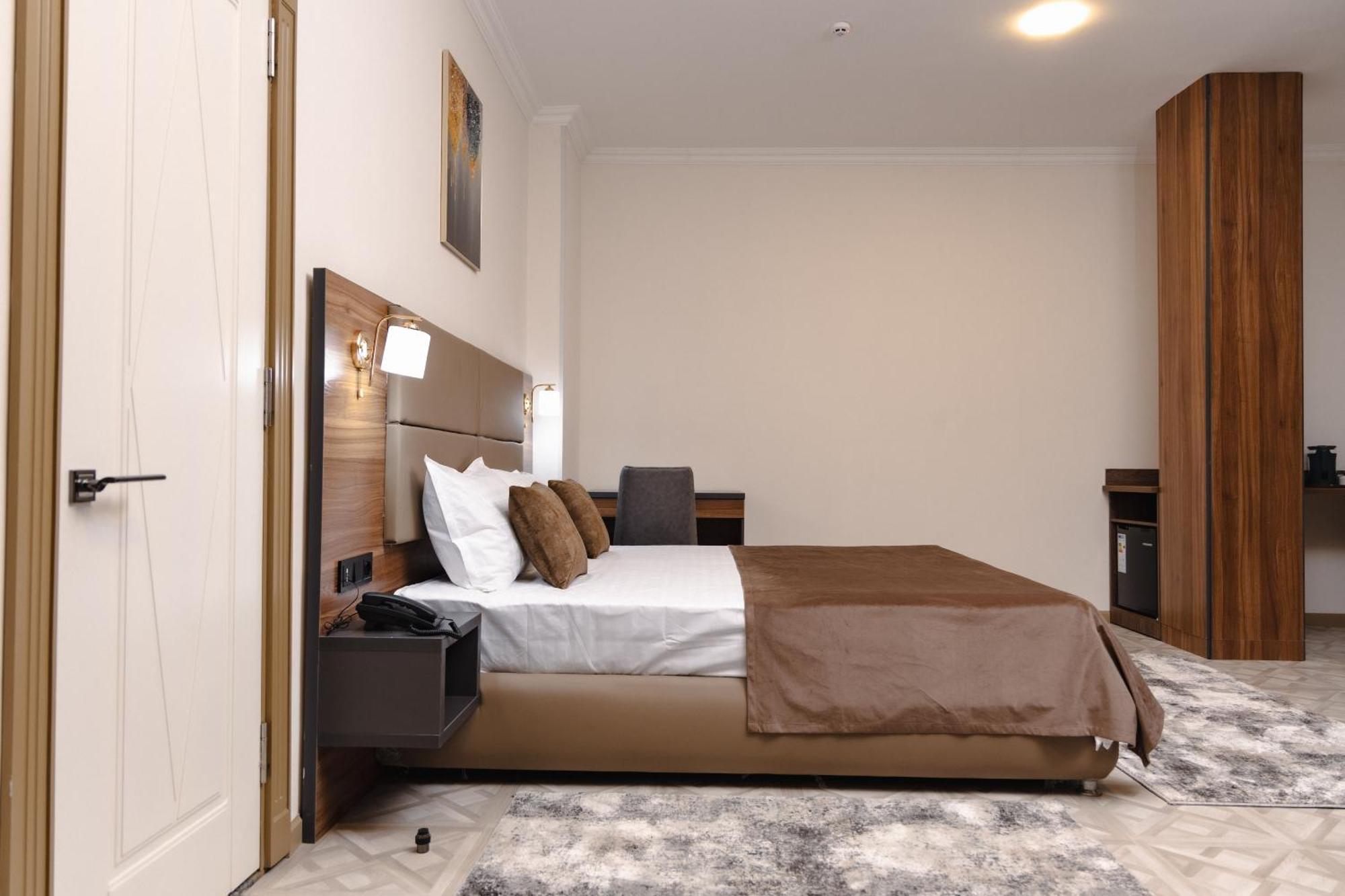 Art Royal Hotel Tashkent Ngoại thất bức ảnh
