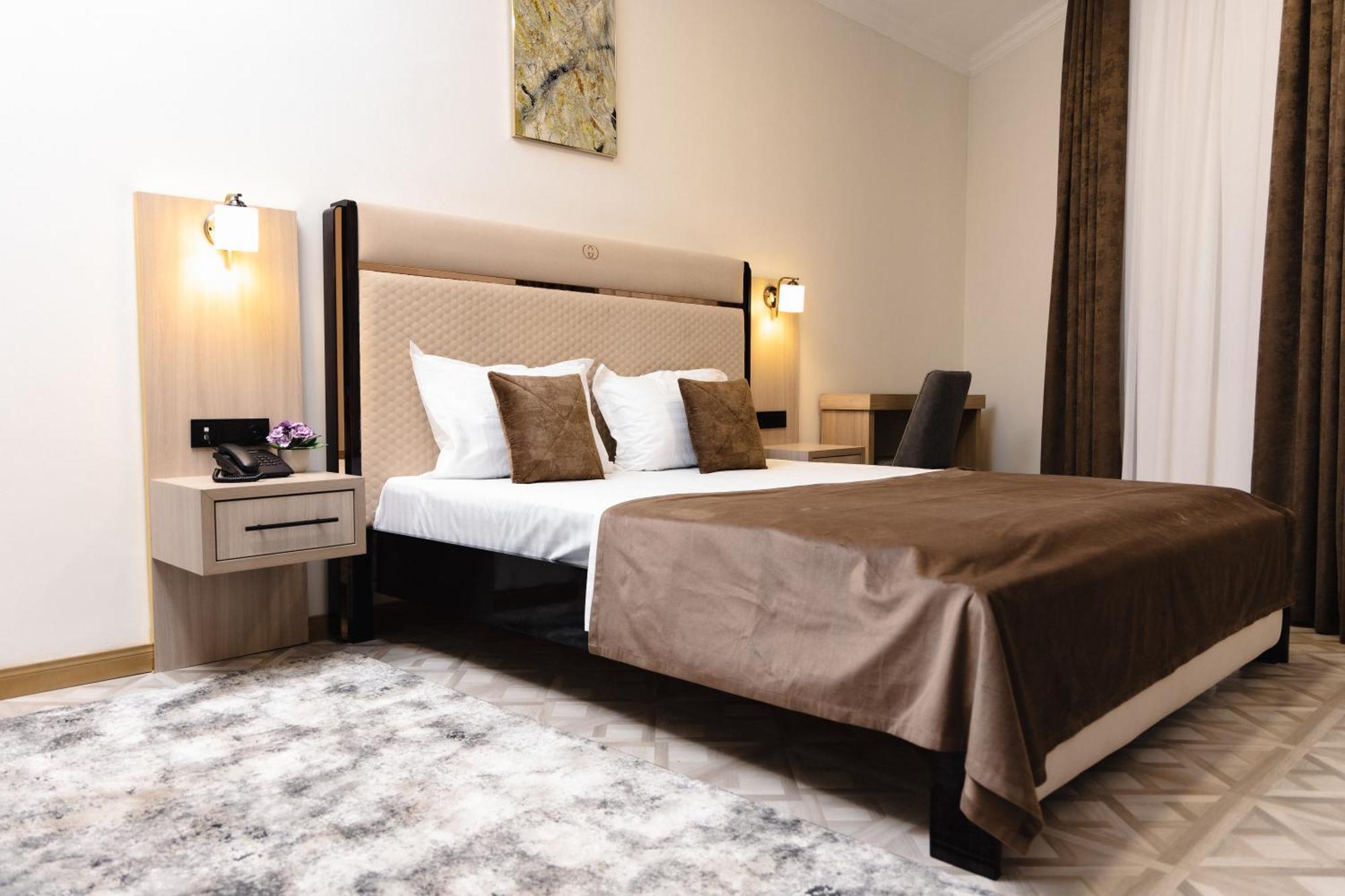 Art Royal Hotel Tashkent Ngoại thất bức ảnh