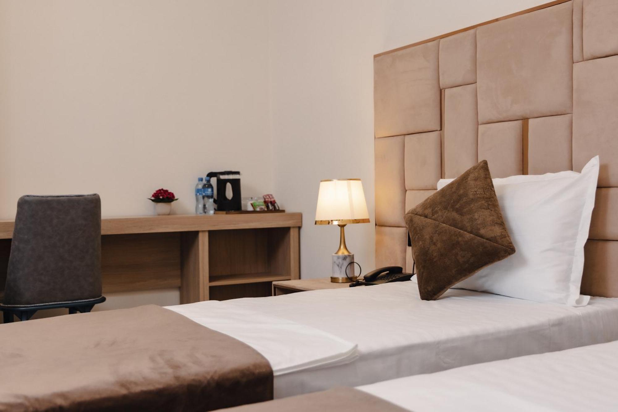 Art Royal Hotel Tashkent Ngoại thất bức ảnh