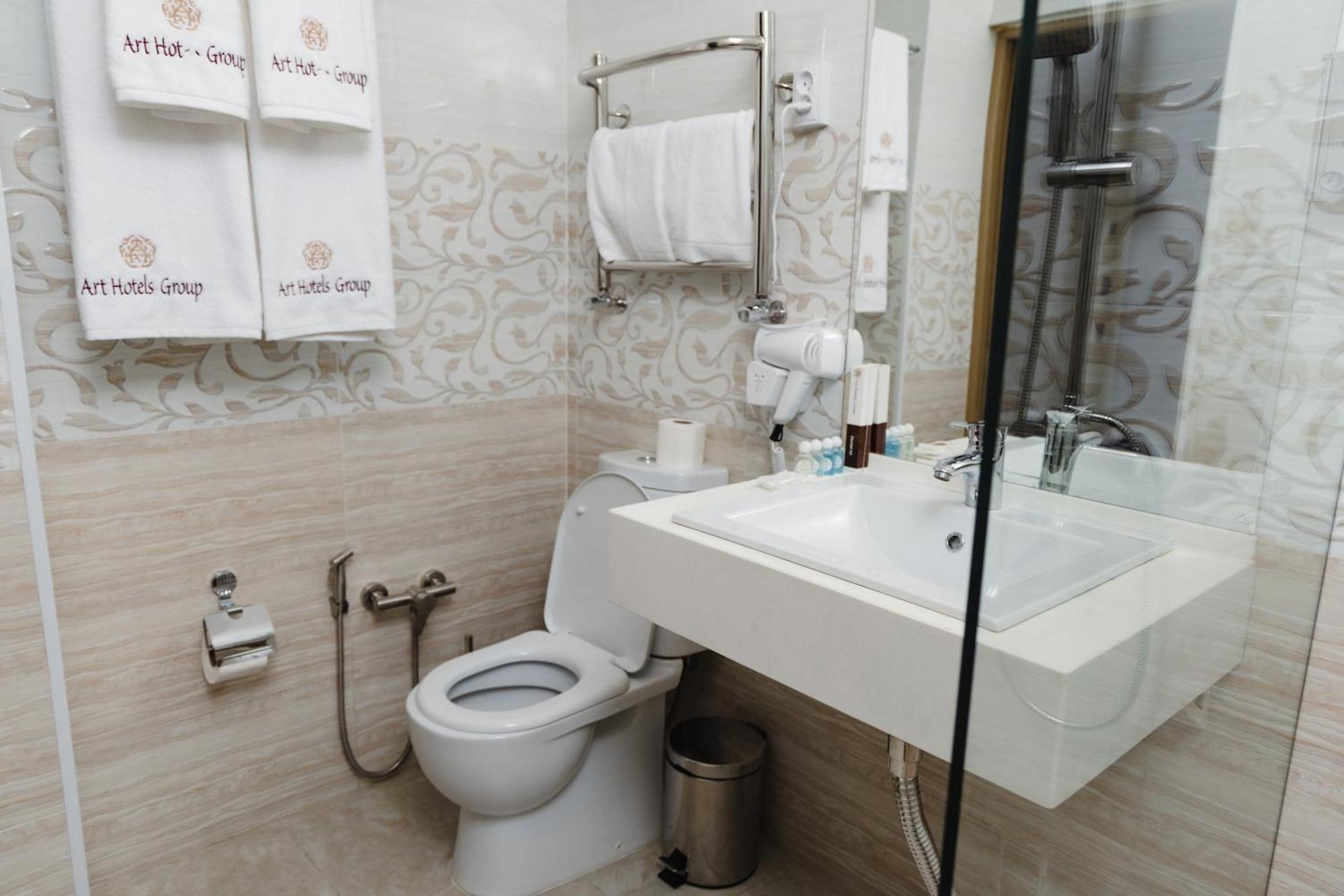 Art Royal Hotel Tashkent Ngoại thất bức ảnh