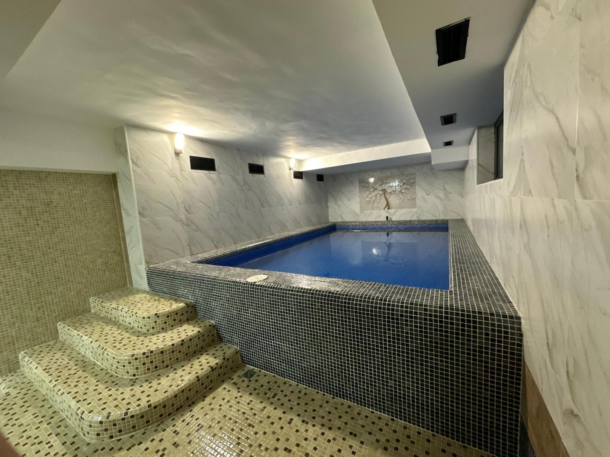Art Royal Hotel Tashkent Ngoại thất bức ảnh